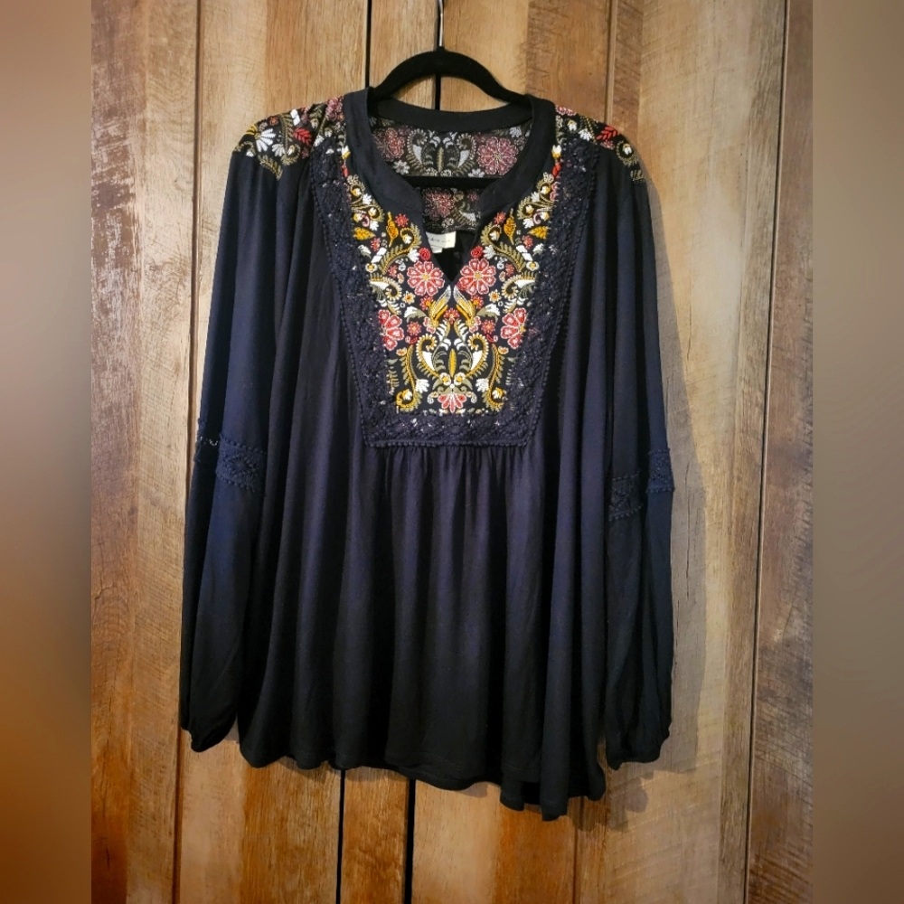 Style & Co Women's Black Embroidered Knit Top (3x)